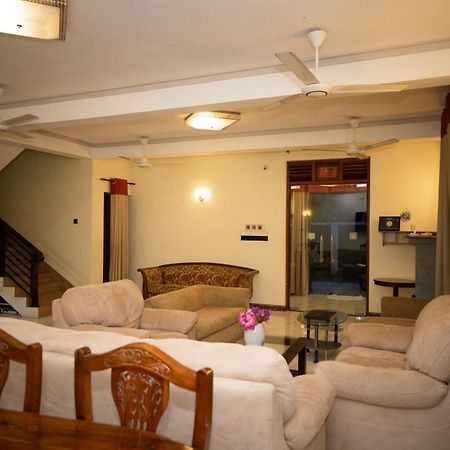 Marathona Tourist Resort - Anuradhapura Εξωτερικό φωτογραφία