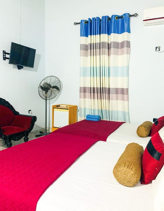 Marathona Tourist Resort - Anuradhapura Εξωτερικό φωτογραφία