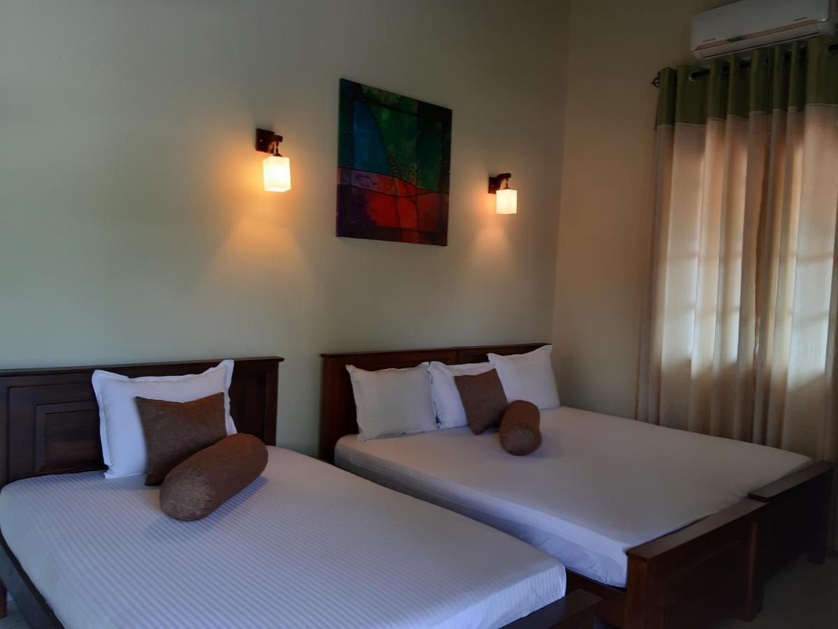 Marathona Tourist Resort - Anuradhapura Εξωτερικό φωτογραφία